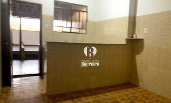 Imagem 5: Imóvel à Venda no Vista Alegre, Cabana, na Rua Independência, a principal rua do bairro