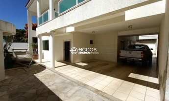 Imagem 3: Casa para aluguel, 5 quartos, 2 suítes, 6 vagas, JARDIM KARAÍBA - Uberlândia/MG