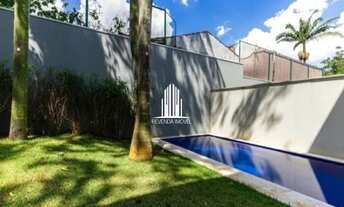 Imagem 4: Casa de alto Padrão na região de Santo Amaro 4 suítes sendo uma Master 5 vagas