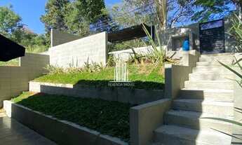 Imagem 2: Casa Nova em Cotia em Condomínio Fechado com 3 suítes e 500 metros de área total