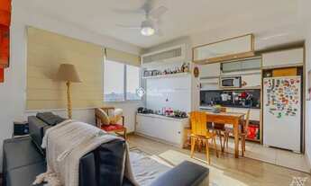 Imagem 2: PORTO ALEGRE - Apartamento Padrão - Azenha