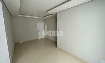 Imagem 2: Apartamento à venda, 2 quartos, 1 suíte, 1 vaga, Santa Mônica - Uberlândia/MG