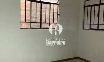 Imagem 7: Imóvel à Venda no Vista Alegre, Cabana, na Rua Independência, a principal rua do bairro