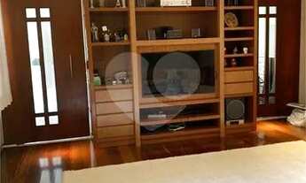 Imagem 7: Casa para venda possui 550 metros quadrados com 4 quartos em Jardim Vitória Régia - São Pa