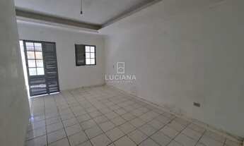 Imagem 6: No centro da cidade! Casa em ótima localização para locação anual