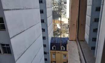 Imagem 5: Apto Centro, amplo, reformadíssimo, Rua 16 de março, excelente preço - Petrópolis - RJ