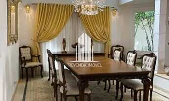 Imagem 4: Casa com 485 de área total, 4 suítes, 8 vagas, piscina, churrasqueira, aquecimento com pla