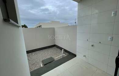 Imagem 5: SOBRADO NOVO COM 02 SUÍTES EM TIJUCAS! BEM LOCALIZADO!