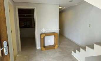 Imagem 3: Ampla casa 3 dormitórios no Centro de Florianópolis, próxima à Beira-Mar