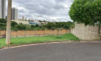 Imagem 2: Terreno com raríssima Vista da cidade - Aceito troca e permuta