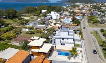 Imagem 3: Maravilhosa Casa Indicidual ao lado do mar na Praia do Campeche, financiavel