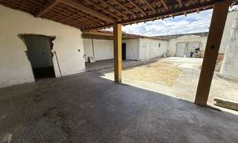 Imagem 2: Imóvel para aluguel possui 200 metros quadrados com 1 quarto em Brasília - Arapiraca - AL