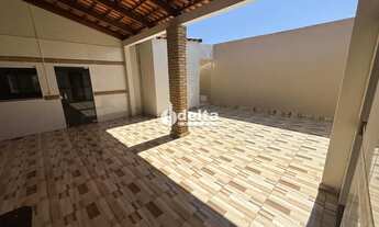 Imagem 4: Casa residencial disponível para venda no bairro Luizote de Freitas em Uberlândia-MG