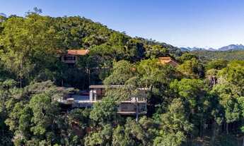 Imagem 4: Casa com 5 suítes no condomínio Roseiral, Teresópolis