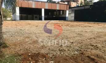 Imagem 3: ÓTIMO TERRENO DE 2.200M² COM 460M² DE ÁREA CONSTRUIDA, PROXIMO DAS MARGINAIS, AO LADO DO T