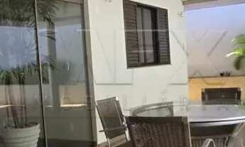 Imagem: Casa / venda - 3 quartos sendo suítes