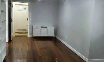 Imagem 1: Apartamento à venda em Petrópolis com 76 m², 2 quartos, 1 vaga
