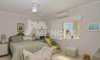 Imagem 7: Aluga-se Casa residencial com 3 dormitórios sendo 2 suítes e conta com 3 vagas de garagem