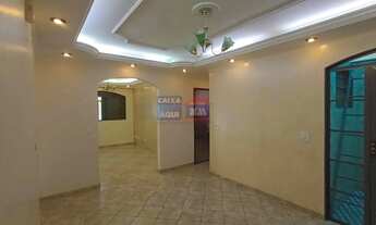 Imagem 2: Casa para Venda em Brasília, Taguatinga, 4 dormitórios, 2 suítes, 5 banheiros, 4 vagas