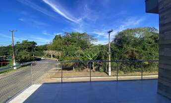 Imagem 5: Casa com Suíte e 3 Vagas em Localização Privilegiada