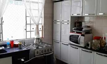 Imagem 4: Excelente casa de terreno inteiro em Av no Bosque dos Eucaliptos!!!