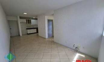 Imagem 3: Apartamento em excelente localização no bairro Roçado