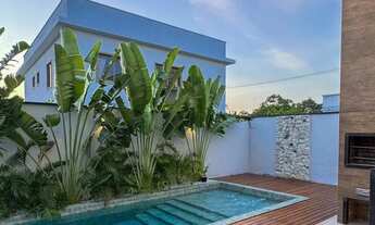 Imagem 2: Casa de Alto Padrão à Venda Porteira Fechada