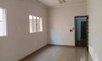 Imagem 7: Casa bem localizada no Jardim Estádio