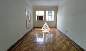 Imagem 2: Apartamento à venda Leblon desocupado sala 3 quartos com armários cozinha área de serviço