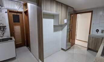 Imagem 2: Apartamento para venda com 120 metros quadrados com 4 quartos