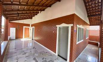 Imagem: Casa de condomínio térrea para venda possui