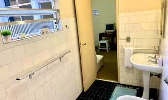 Imagem 2: Apartamento para venda tem 68 metros quadrados com 1 quarto em Centro - Petrópolis - RJ