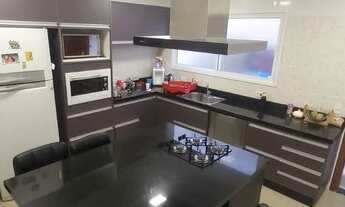 Imagem 5: Sobrado para locação com 3 suítes, à 3 quadras da praia no bairro Guilhermina - Praia Gran