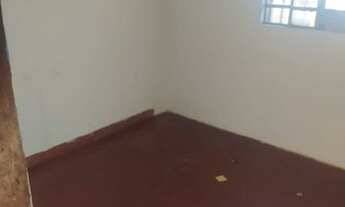 Imagem 4: Alugo casa simples ao lado do ginásio de esportes do centro