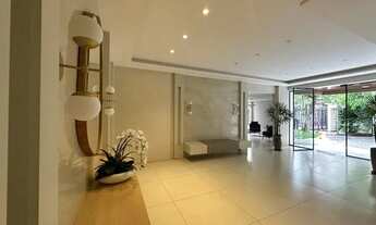 Imagem 2: Apartamento para aluguel e venda com 218 metros quadrados com 4 quartos