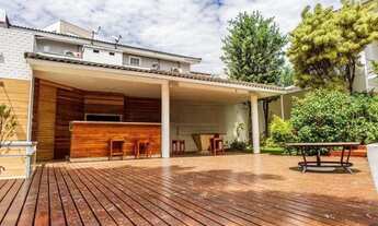 Imagem 4: Linda Mansão triplex reformada, com elevador, 5 suítes e ótima Localização na Barra da Ti