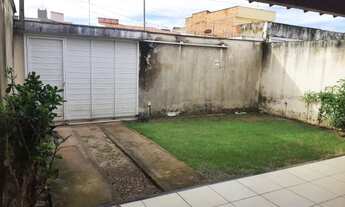 Imagem: Ótima Casa de 3 Quartos Em Condomínio