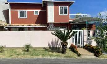 Imagem 2: Linda casa duplex com piscina, 3 quartos (suíte), em condomínio. Ótimo local. Bom preço! C