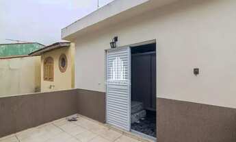 Imagem 4: Sobrado em Utinga com 3 dormitórios, sendo uma suíte , mais dois cômodos e um banheiro sep