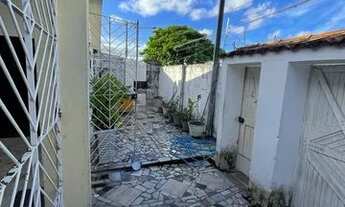 Imagem 2: Lar Aconchegante: Casa Espaçosa com 3 Quartos para Toda a Família!