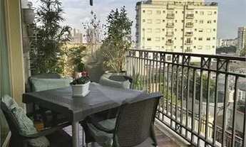 Imagem 2: Apartamento para venda tem 141 metros quadrados com 3 quartos