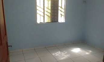 Imagem: Aluga-se uma casa na rua João Arthur de