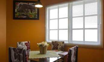 Imagem 2: Casa mobiliada no centro de Gramado