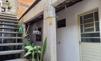 Imagem 2: Vendo sobrado,de esquina,garagem 2carros,e edicula fundos ,ver descrição