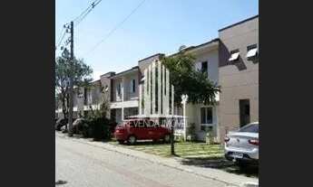 Imagem 4: Casa com 3 dormitórios com armários planejados sendo uma suíte, sala , copa ,cozinha plane