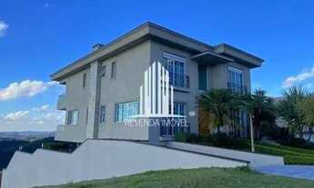 Imagem 5: Casa no Condomínio Genesis 2 Alphaville, com 950mts área total sendo 5 suítes