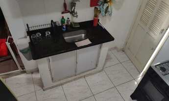 Imagem: Alugo quarto para mulher