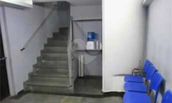 Imagem 4: São Paulo - Casa Padrão - VILA ROMANA