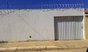 Imagem 3: Casa de 03 quartos com garagem coberta no bairro jardins 1