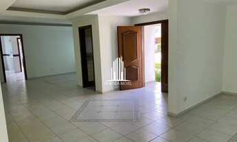 Imagem 7: Belíssima casa no Condomínio Residencial 12 - 6 Dormitórios, 4 suítes, 6 vagas, 8 banheir